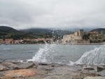 SX27423 Wave splashing against harbour wall in Collioure.jpg